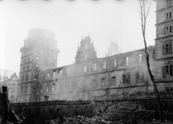 Nach der Zerst&ouml;rung im Zweiten Weltkrieg